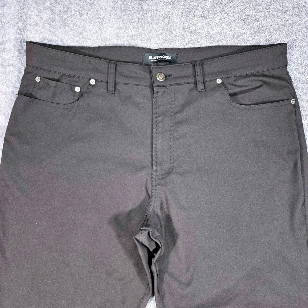Bluffworks Ascender Pants Men 38x30 Gray Excellent Regular Fit Travel BL-BW107